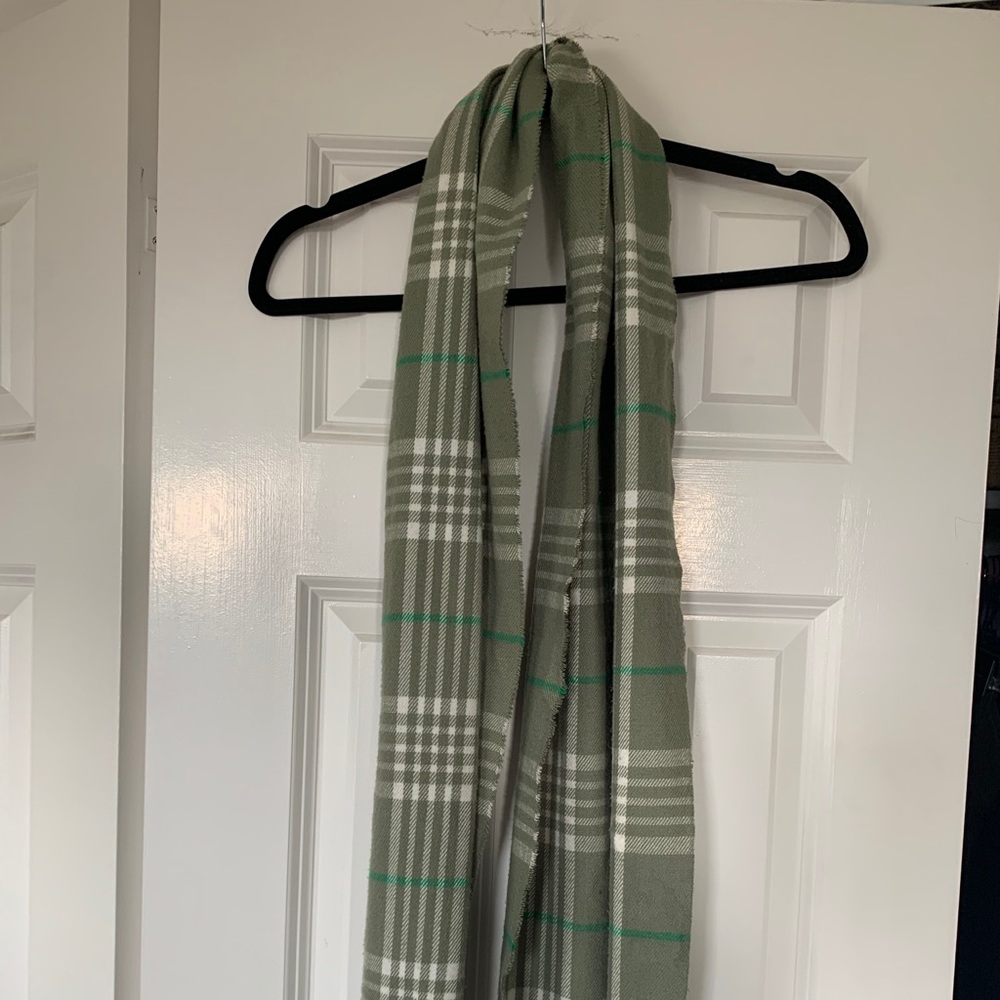Cashmere scarf